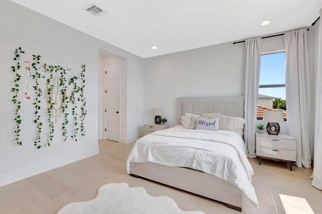 17065 Rainbow Falls Trail, Boca Raton, FL 33496