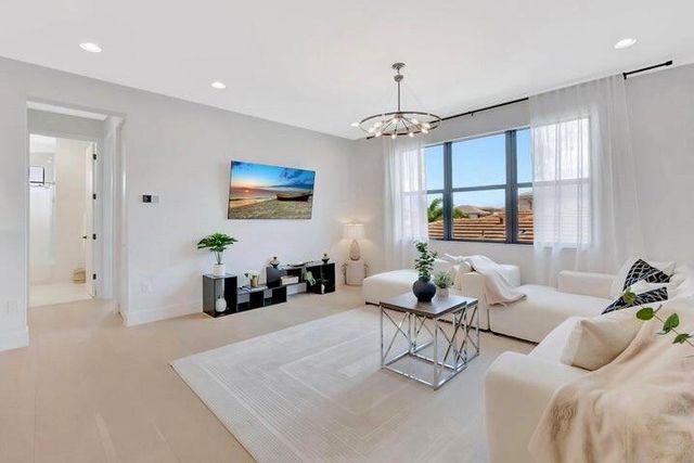 17065 Rainbow Falls Trail, Boca Raton, FL 33496