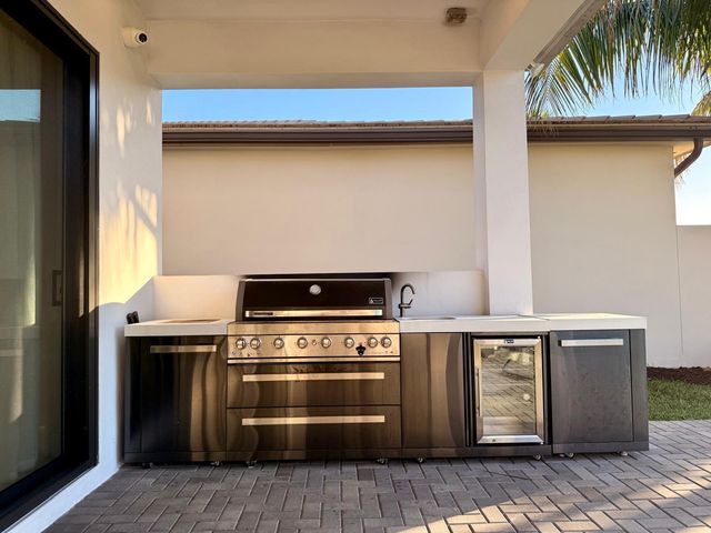 17065 Rainbow Falls Trail, Boca Raton, FL 33496