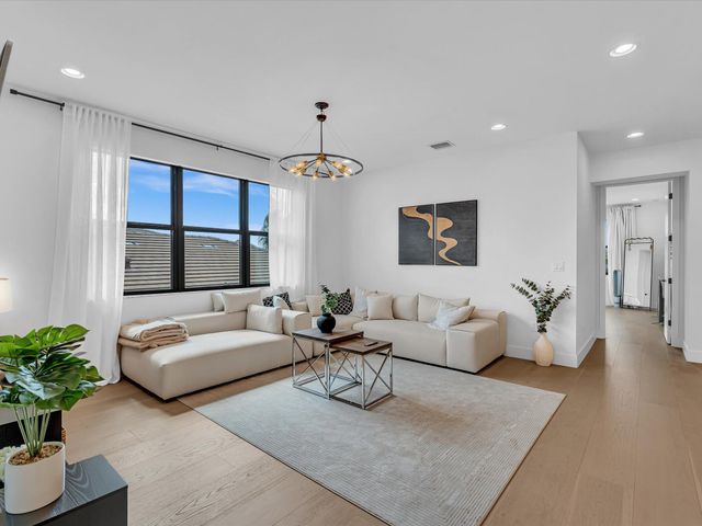 17065 Rainbow Falls Trail, Boca Raton, FL 33496