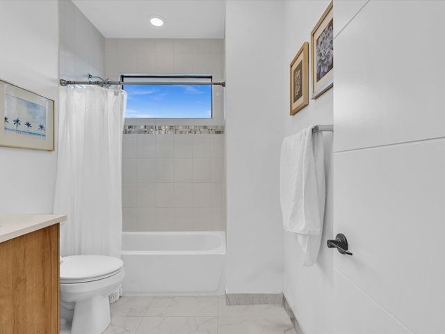 17065 Rainbow Falls Trail, Boca Raton, FL 33496