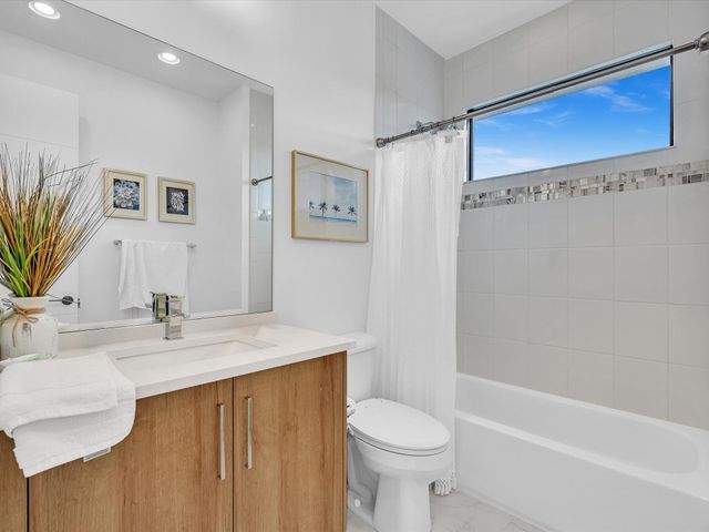 17065 Rainbow Falls Trail, Boca Raton, FL 33496