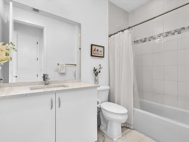 17065 Rainbow Falls Trail, Boca Raton, FL 33496