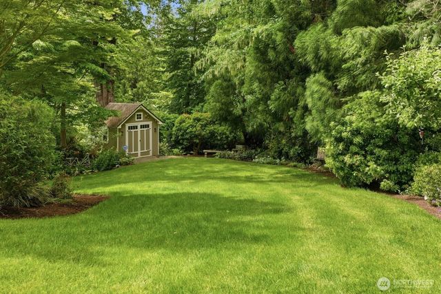 22632 NE 143rd Court, Woodinville, WA 98077