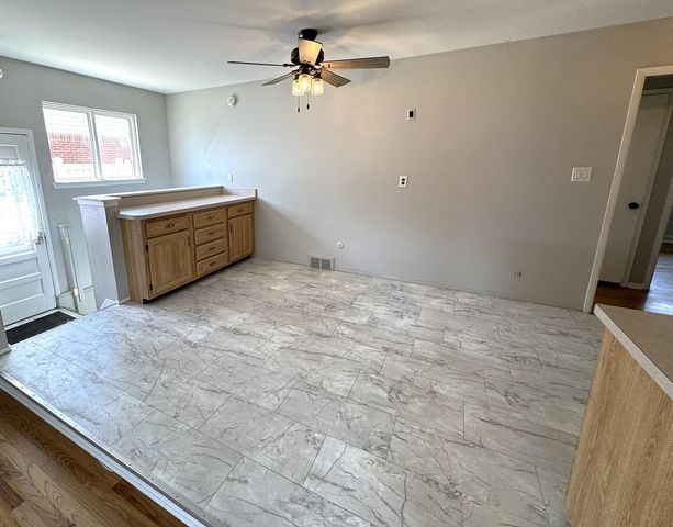 15425 Leader, Taylor, MI 48180