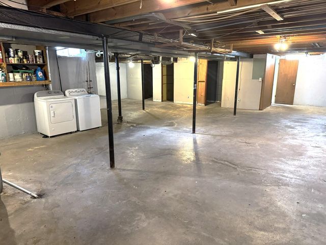 15425 Leader, Taylor, MI 48180