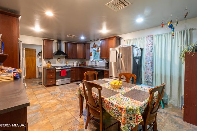 92 S 100 W, Pima, AZ 85543