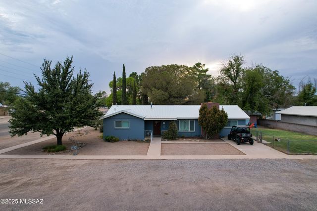 92 S 100 W, Pima, AZ 85543