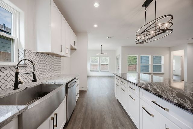 3008 Walker Street, Fort Worth, TX 76105