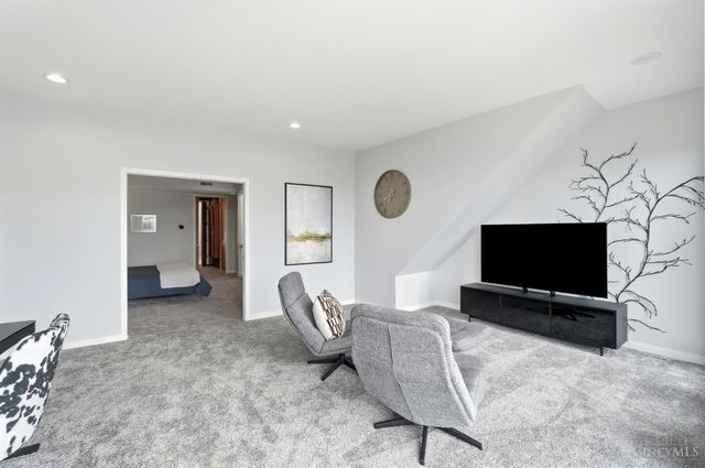 430 Oregon Street, Cincinnati, OH 45202
