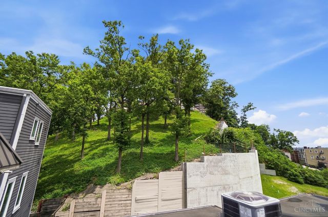430 Oregon Street, Cincinnati, OH 45202