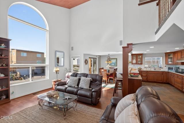 2408 Ocean Drive, Oxnard, CA 93035