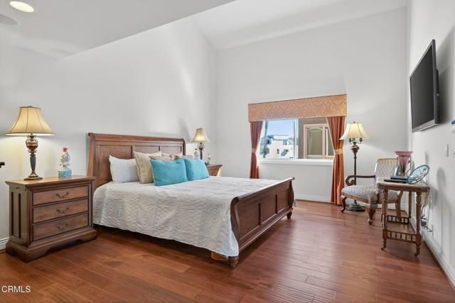 2408 Ocean Drive, Oxnard, CA 93035