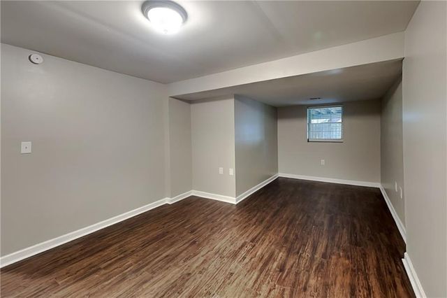 2709 Hawk Drive NE, Marietta, GA 30066