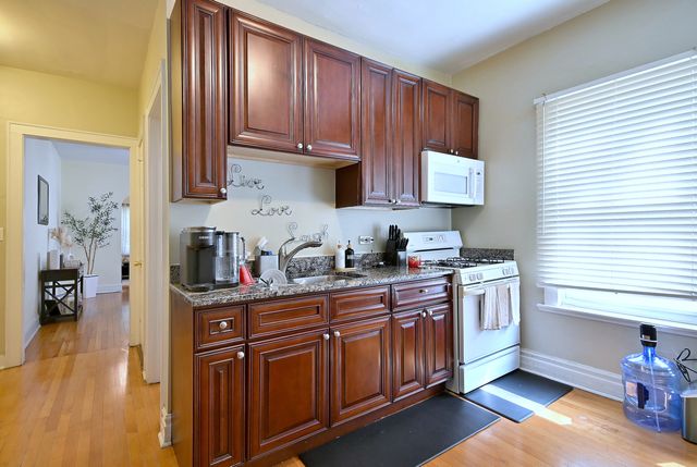 4703 W Parker Avenue, Chicago, IL 60639