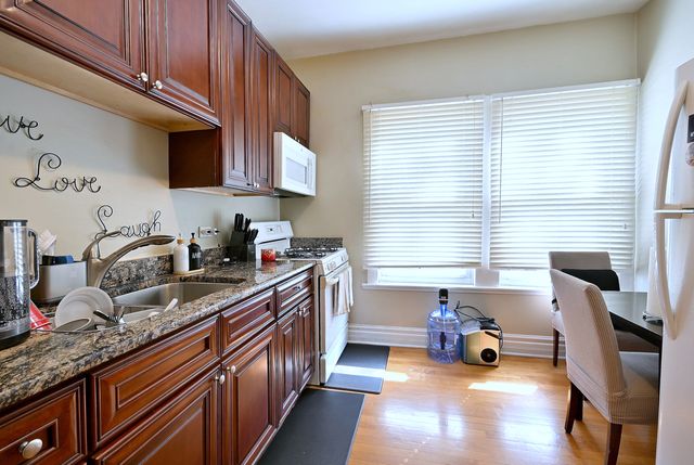 4703 W Parker Avenue, Chicago, IL 60639