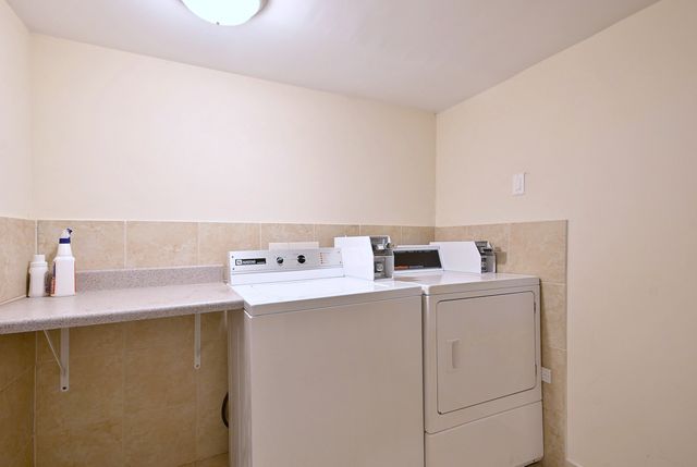 4703 W Parker Avenue, Chicago, IL 60639