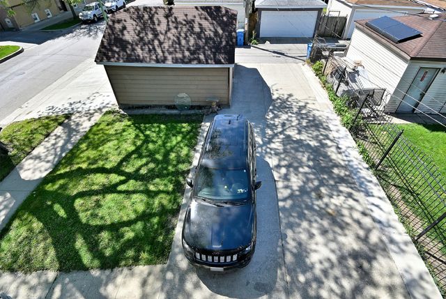 4703 W Parker Avenue, Chicago, IL 60639