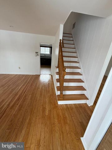 2561 BURNING TREE RD, Pennsauken, NJ 08109