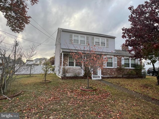 2561 BURNING TREE RD, Pennsauken, NJ 08109