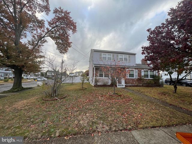 2561 BURNING TREE RD, Pennsauken, NJ 08109