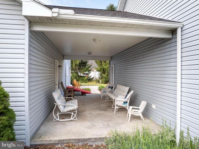 39 COLONIAL DR, Reedsville, PA 17084