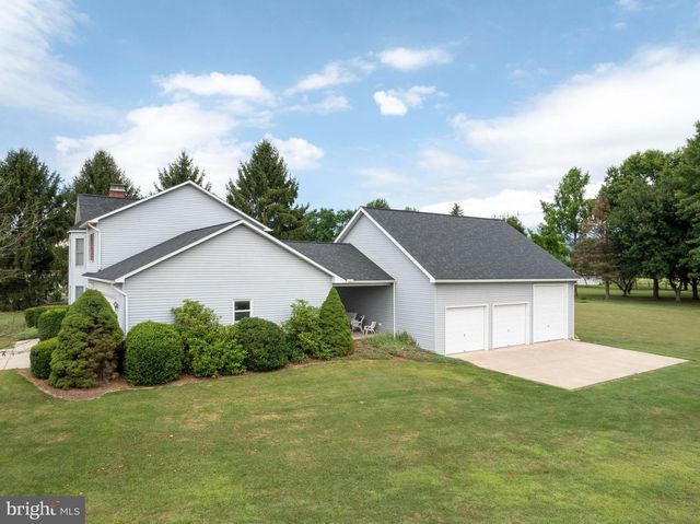 39 COLONIAL DR, Reedsville, PA 17084