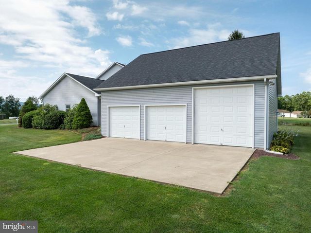 39 COLONIAL DR, Reedsville, PA 17084