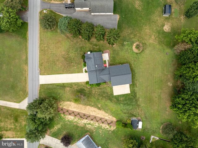 39 COLONIAL DR, Reedsville, PA 17084