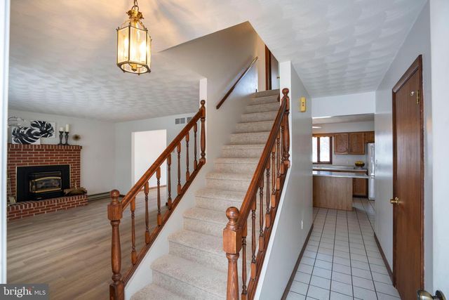 39 COLONIAL DR, Reedsville, PA 17084