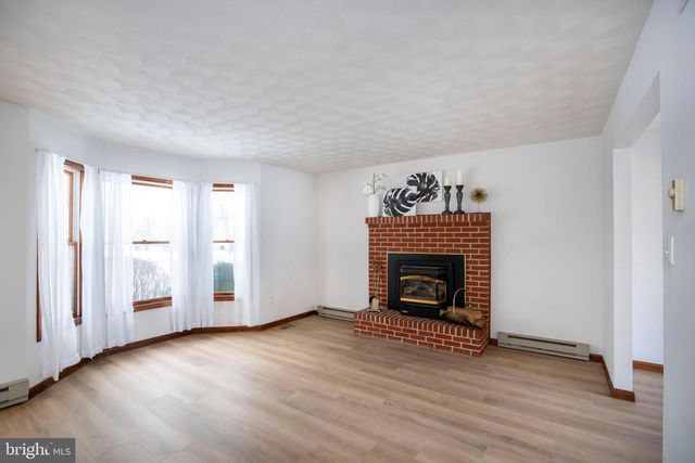 39 COLONIAL DR, Reedsville, PA 17084