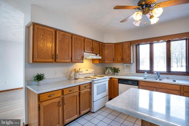 39 COLONIAL DR, Reedsville, PA 17084