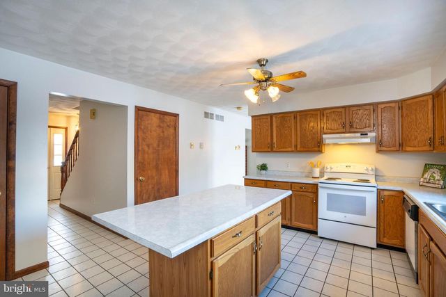 39 COLONIAL DR, Reedsville, PA 17084