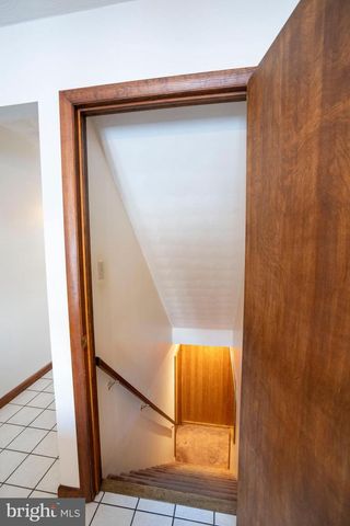 39 COLONIAL DR, Reedsville, PA 17084