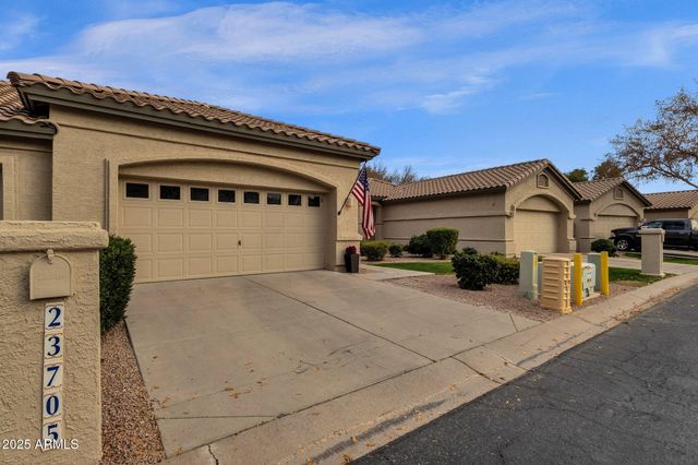 23705 S PLEASANT Way, Sun Lakes, AZ 85248