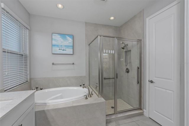 1423 KEYSTONE RIDGE CIRCLE, Tarpon Springs, FL 34688