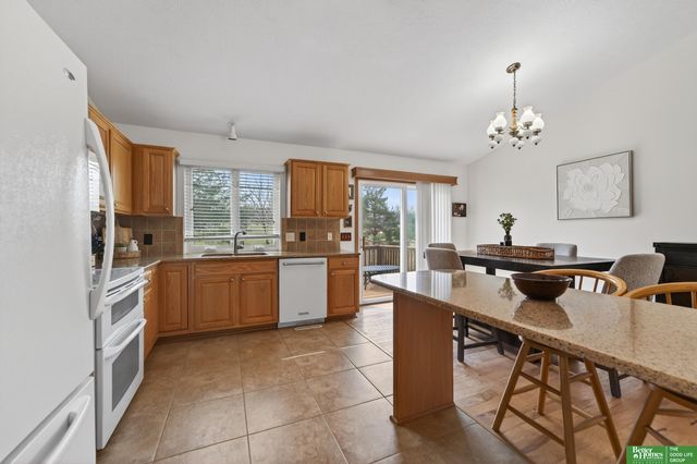 14491 Locust Street, Omaha, NE 68116