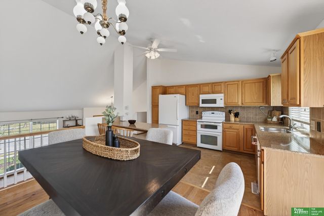 14491 Locust Street, Omaha, NE 68116