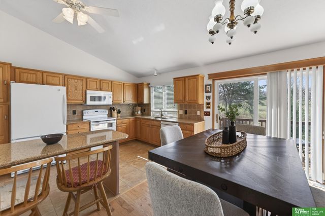 14491 Locust Street, Omaha, NE 68116