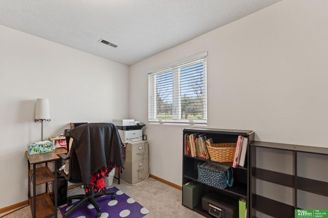 14491 Locust Street, Omaha, NE 68116