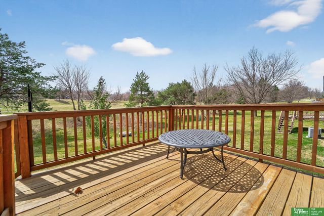 14491 Locust Street, Omaha, NE 68116