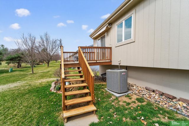 14491 Locust Street, Omaha, NE 68116