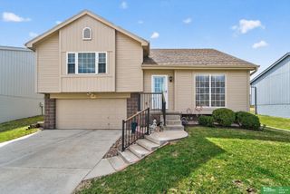 14491 Locust Street, Omaha, NE 68116