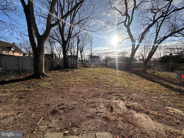 225 VELDE AVE, Pennsauken, NJ 08110