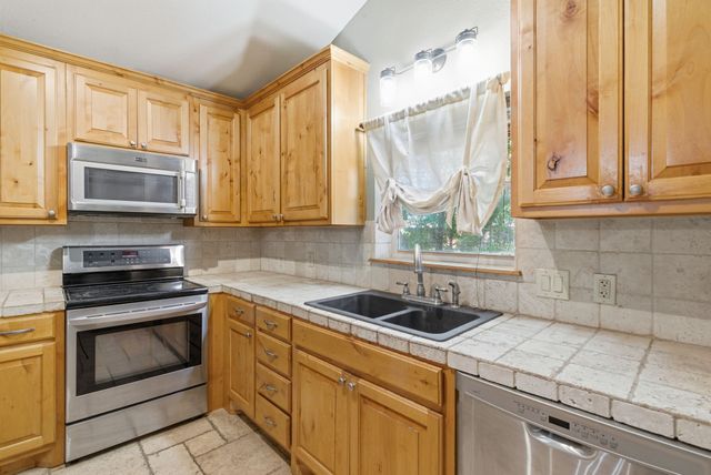 200 N Elm Lane, Tolar, TX 76476