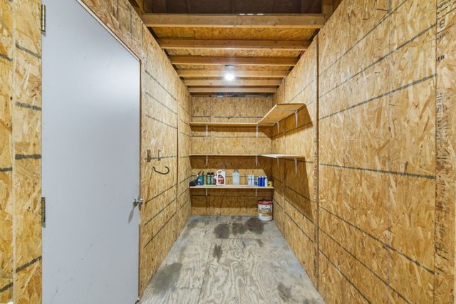 200 N Elm Lane, Tolar, TX 76476