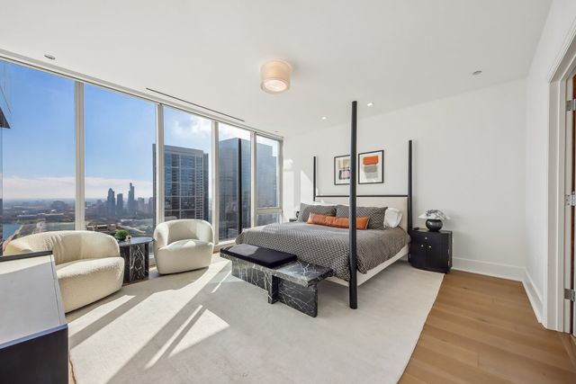 363 E Wacker Drive 4203, Chicago, IL 60601