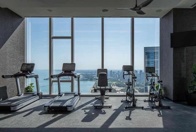 363 E Wacker Drive 4203, Chicago, IL 60601