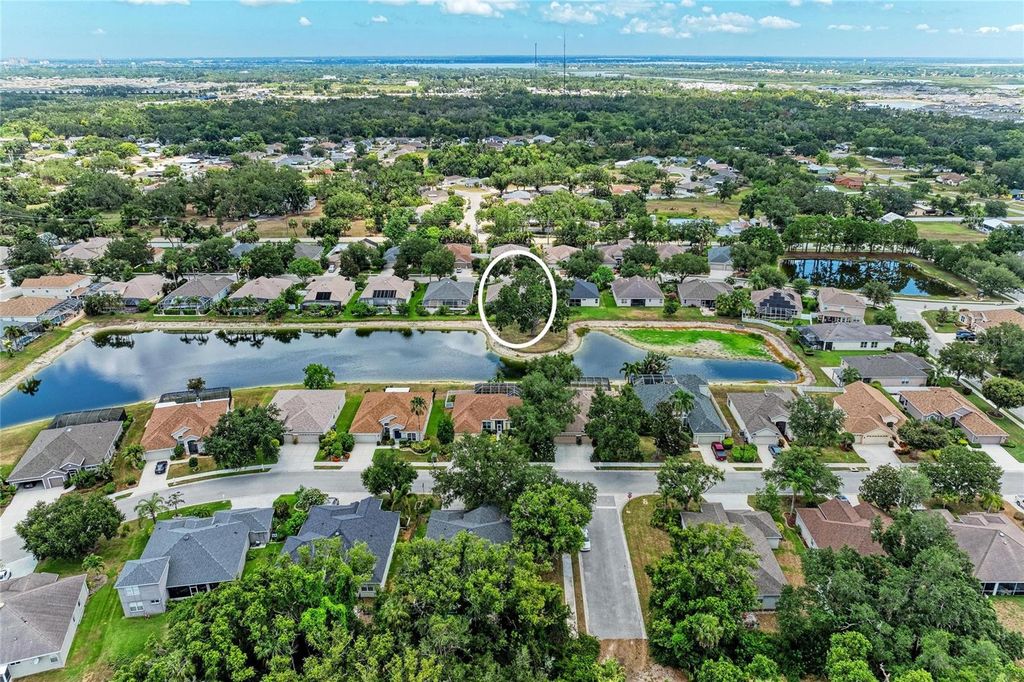 Image 51 of property listing at 3114 38TH TERRACE E, Bradenton, FL 34208