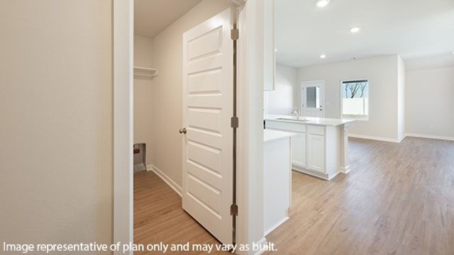 6017 Green Meadows Lane, Oklahoma City, OK 73132